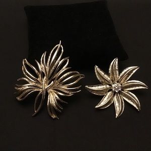 2 VINTAGE LARGE GERRYS BOTANICAL BROOCHES